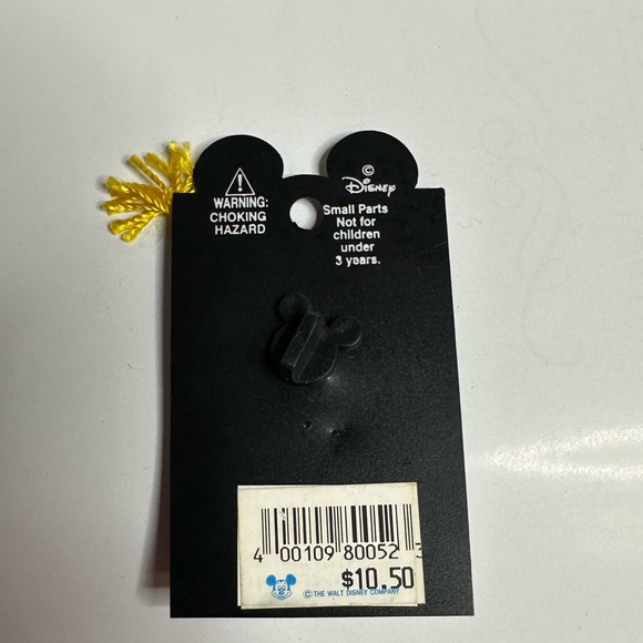 Mickey Mouse Graduation Pin 2002 - Picture 4 of 4